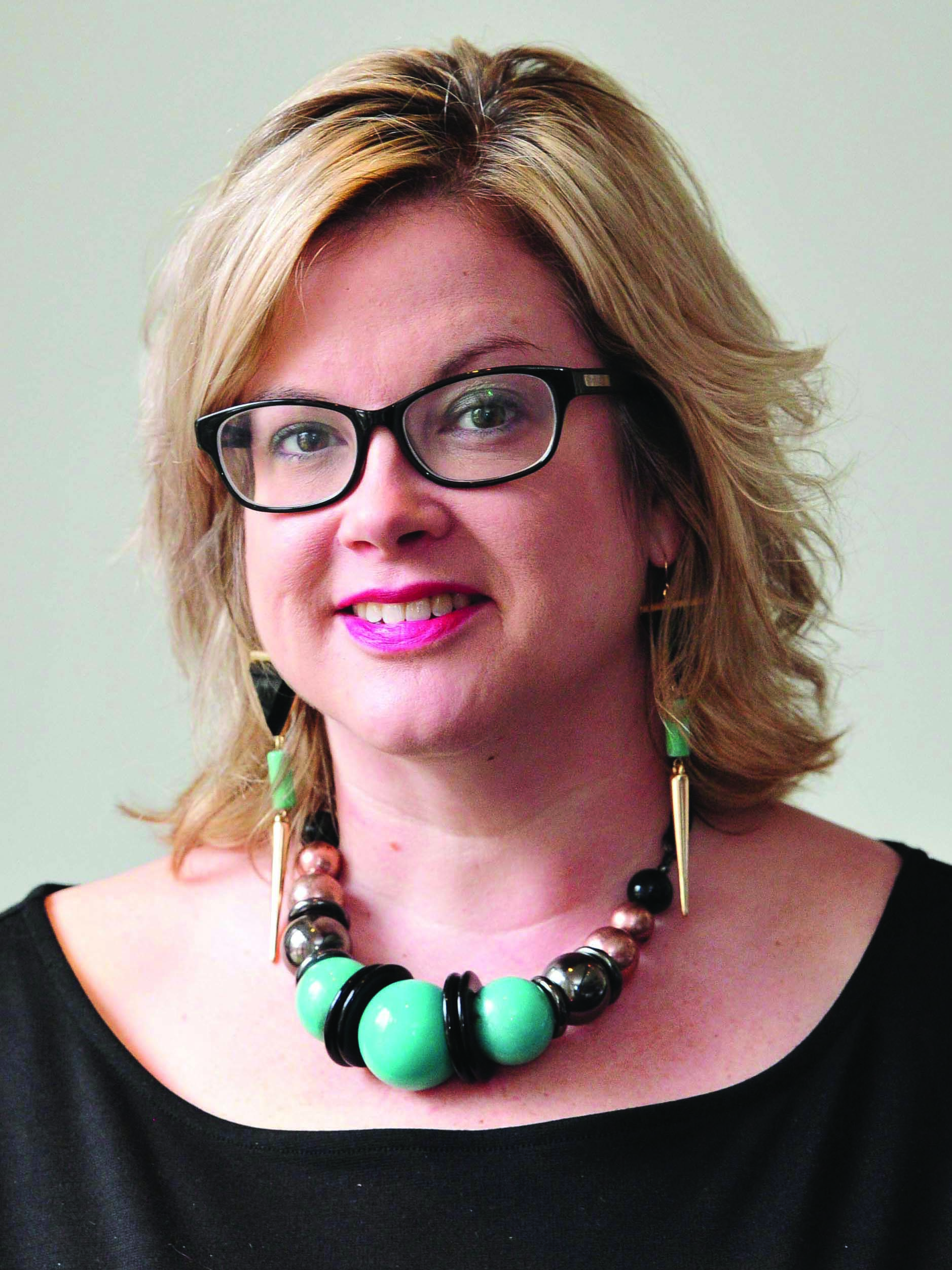 Wendy Mitchell headshot